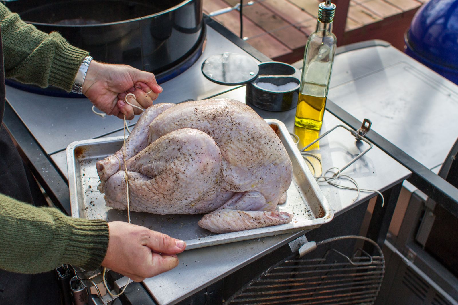 Rotisserie turkey on gas grill hotsell